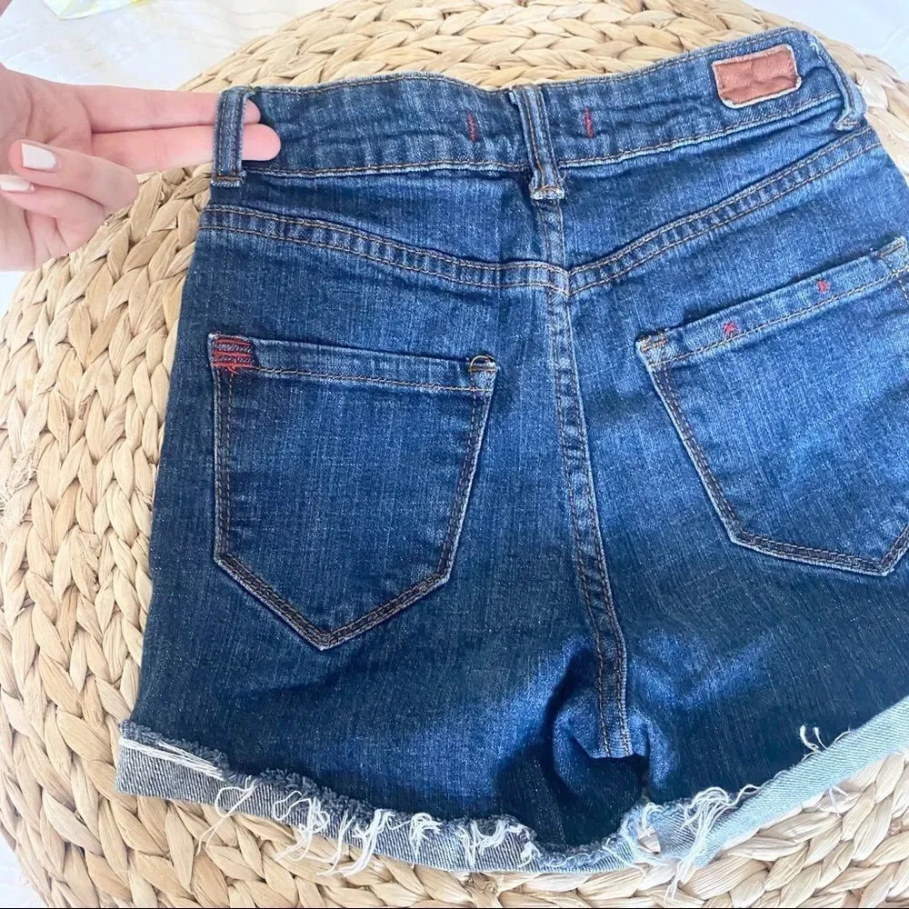 BDG High Rise Women'sĀ Semi Distressed DenimāMiniāShorts - Picture 9 of 9